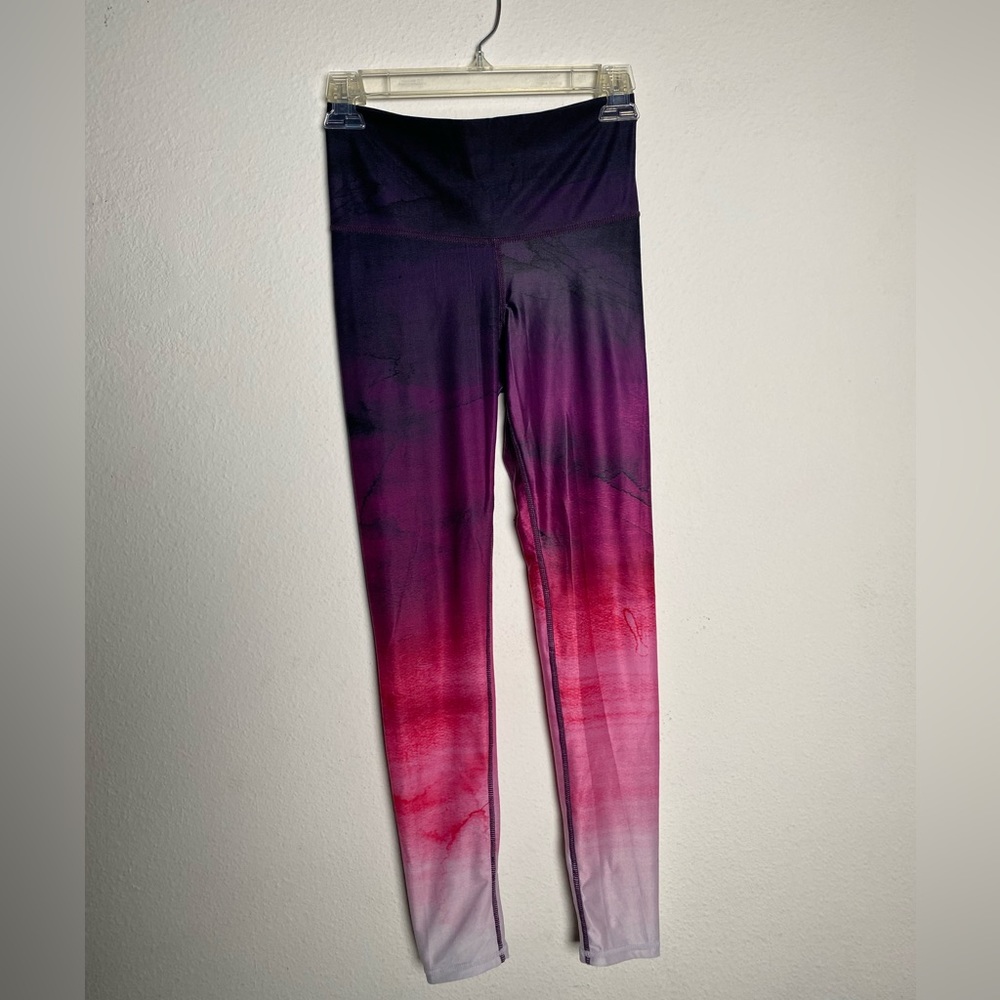 Sol & Mane yoga pants, small